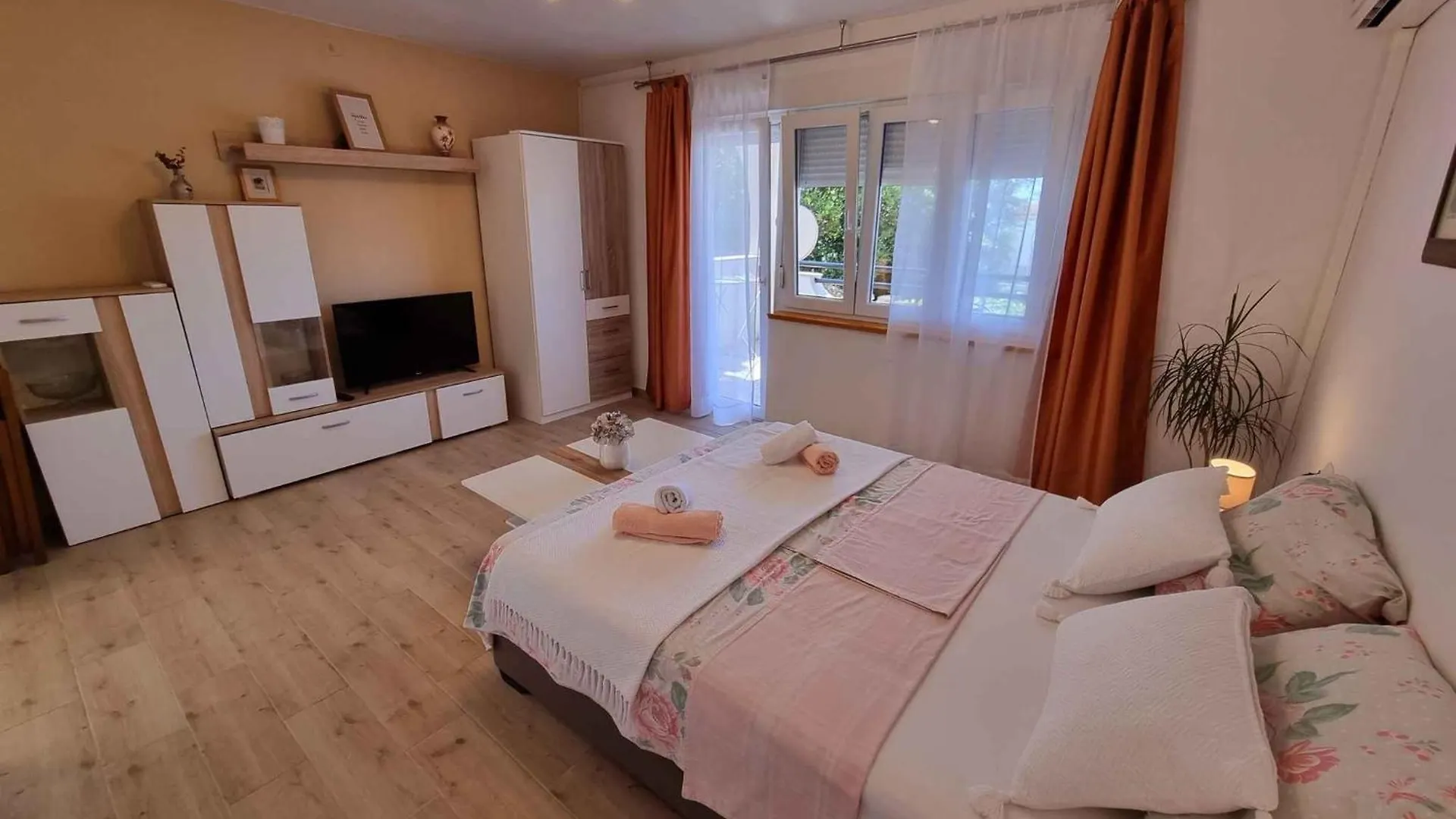 Apartment In Crikvenica 5155